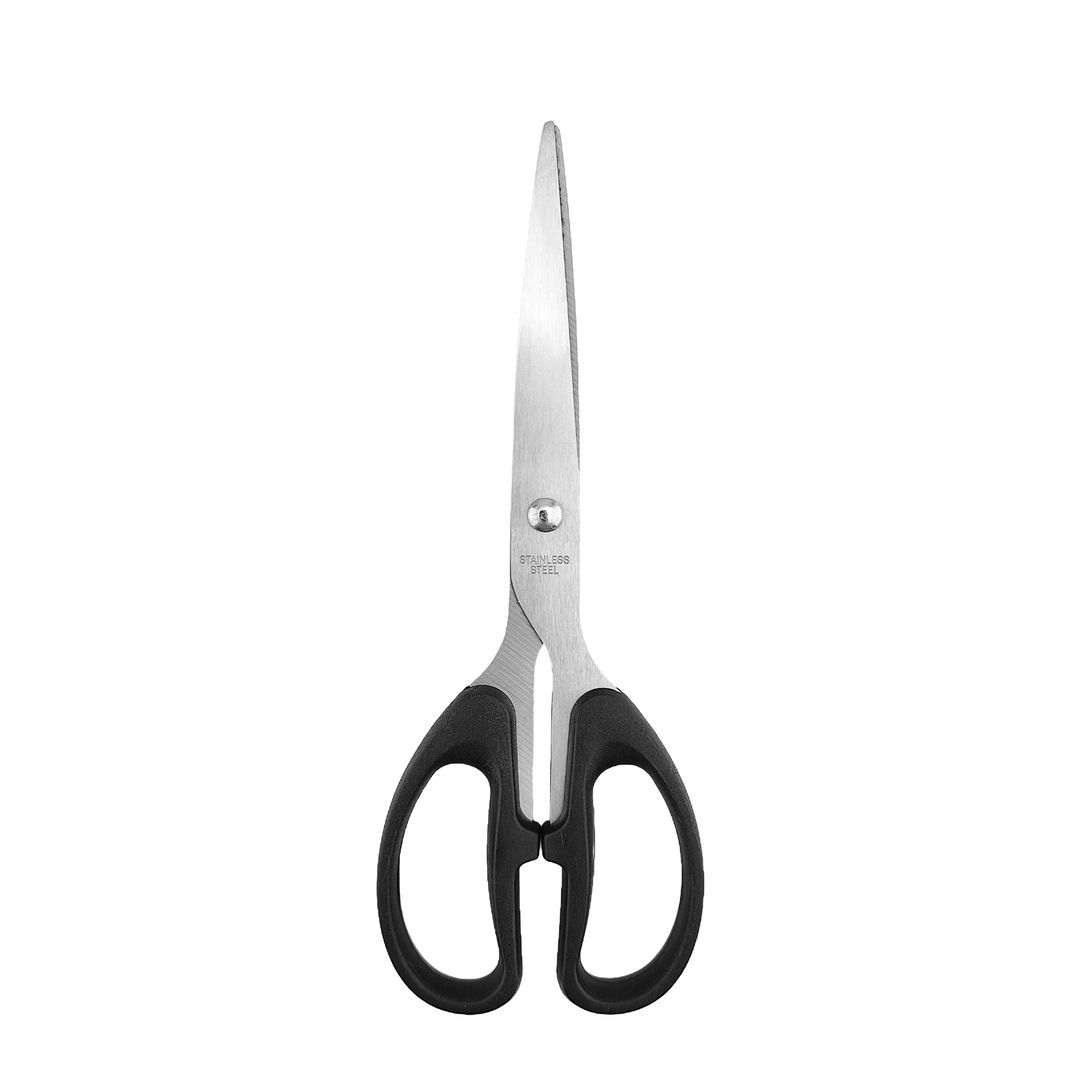 Improve daily tasks with traditional household scissors